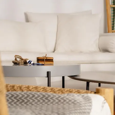 Julie's Luxury * Agia Anna (Naxos)