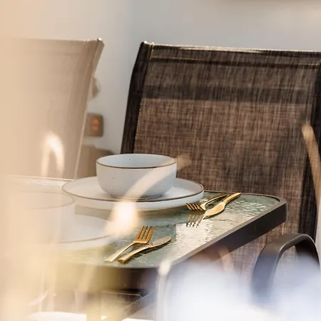 Julie's Luxury Apartment