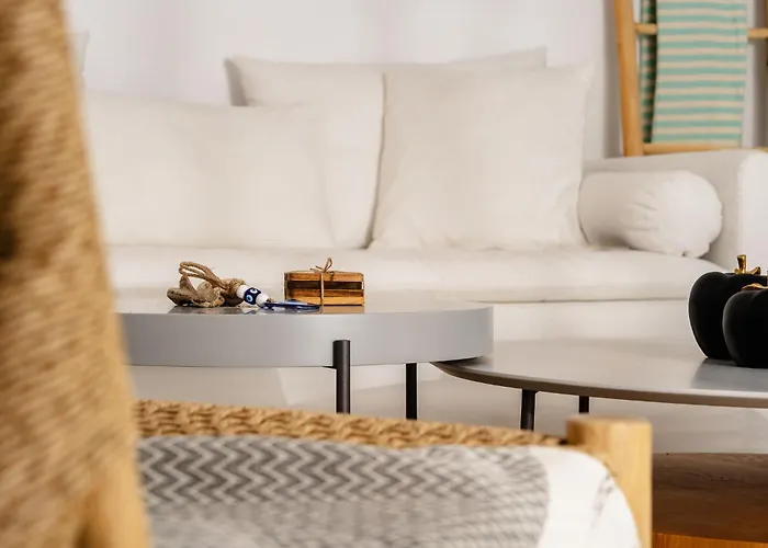 Julie's Luxury * Agia Anna (Naxos)